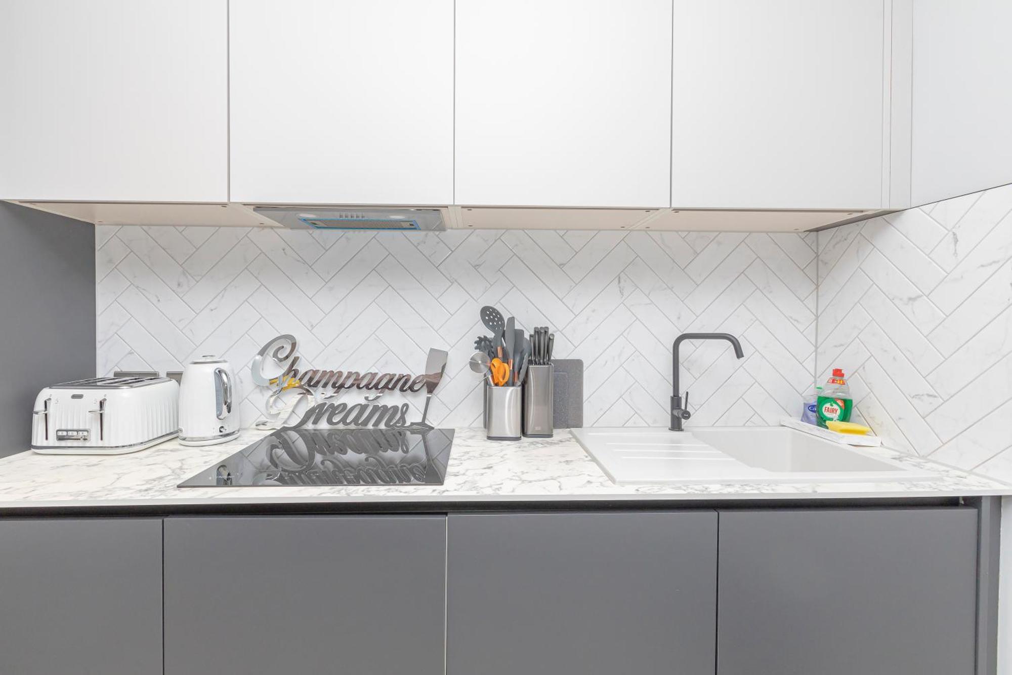 Flash Sales Offer - Any Week Day No Minimum Night Restrictions Brighton City Centre Seafront 1 Bedroom Flat Bn133Duk02 Eksteriør bilde